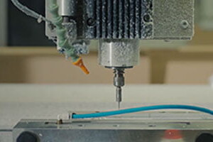 Håltagning plastkapslingar - C-Pro