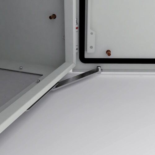 Apparatus cabinet ECOR door stop